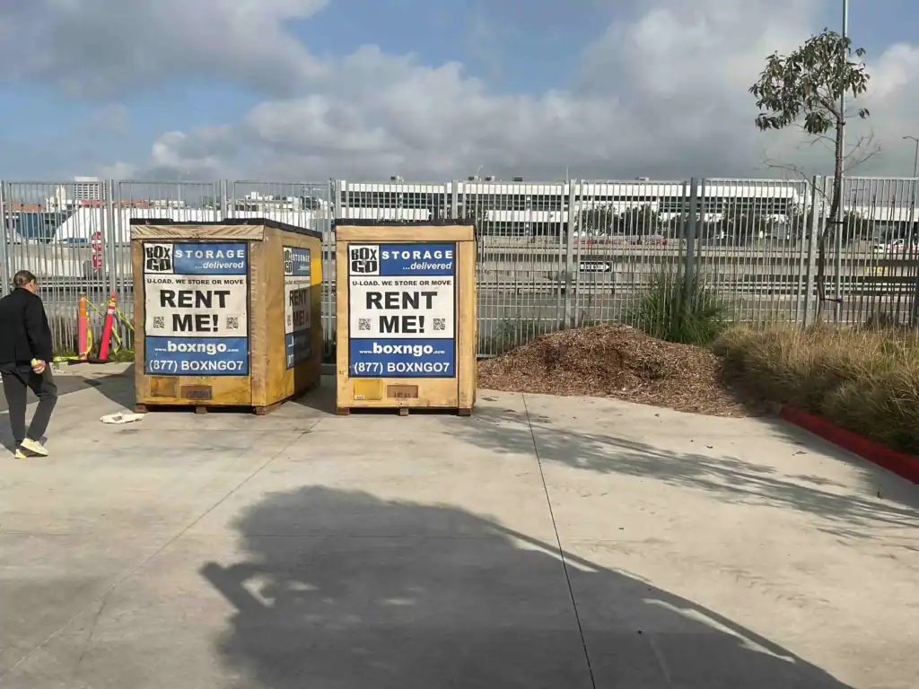 Self Storage Playa Del Rey CA outdoor storage containers by Box-n-Go available for rent with convenient U-Load and delivery service.