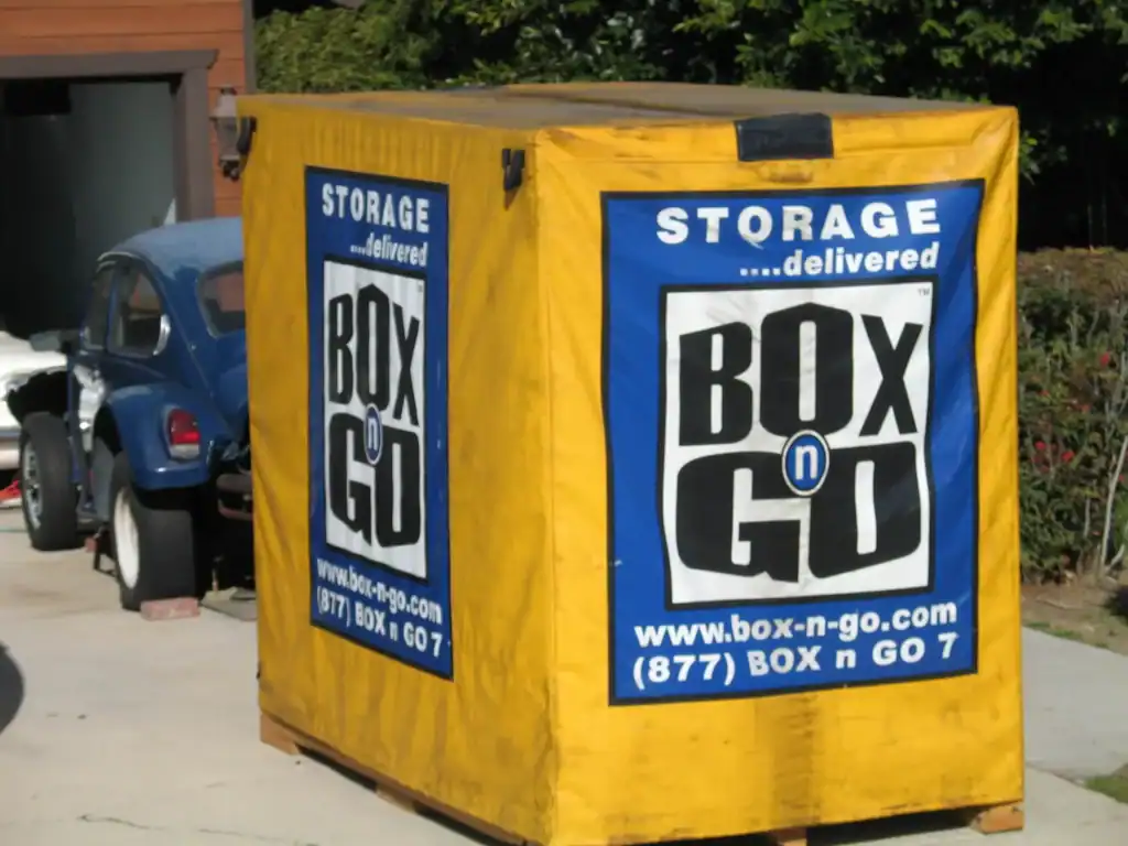 Box-n-Go portable storage container placed in a residential driveway in Culver City CA, offering convenient and flexible self storage in Culver City CA for homeowners and renters.