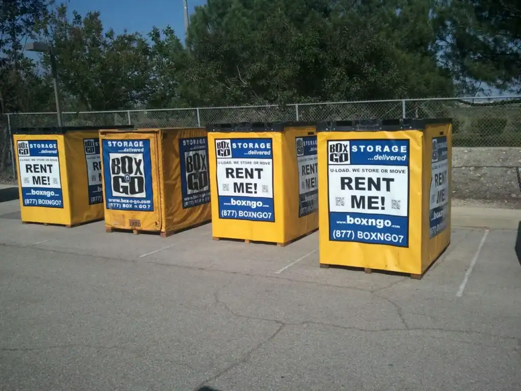 Multiple Box-n-Go portable storage units available for rent, showcasing convenient and affordable self storage in Los Feliz LA for residents and businesses.