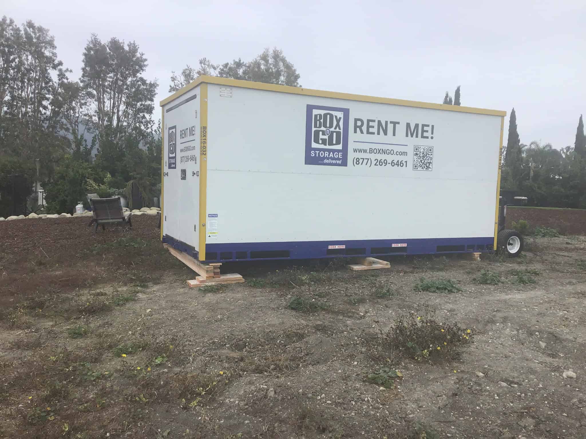 Self storage Studio City container delivered to a residential driveway