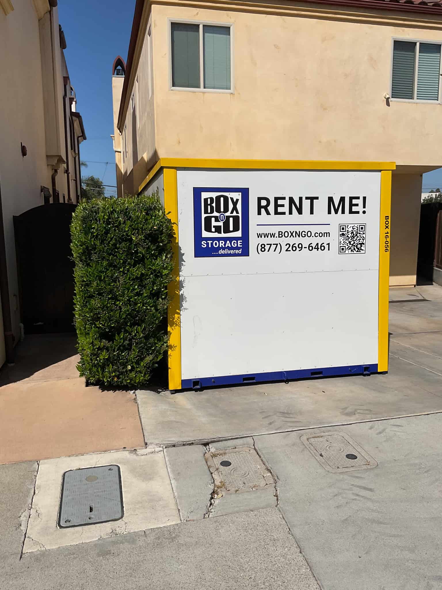 Self storage Encino CA container with Box-n-Go branding