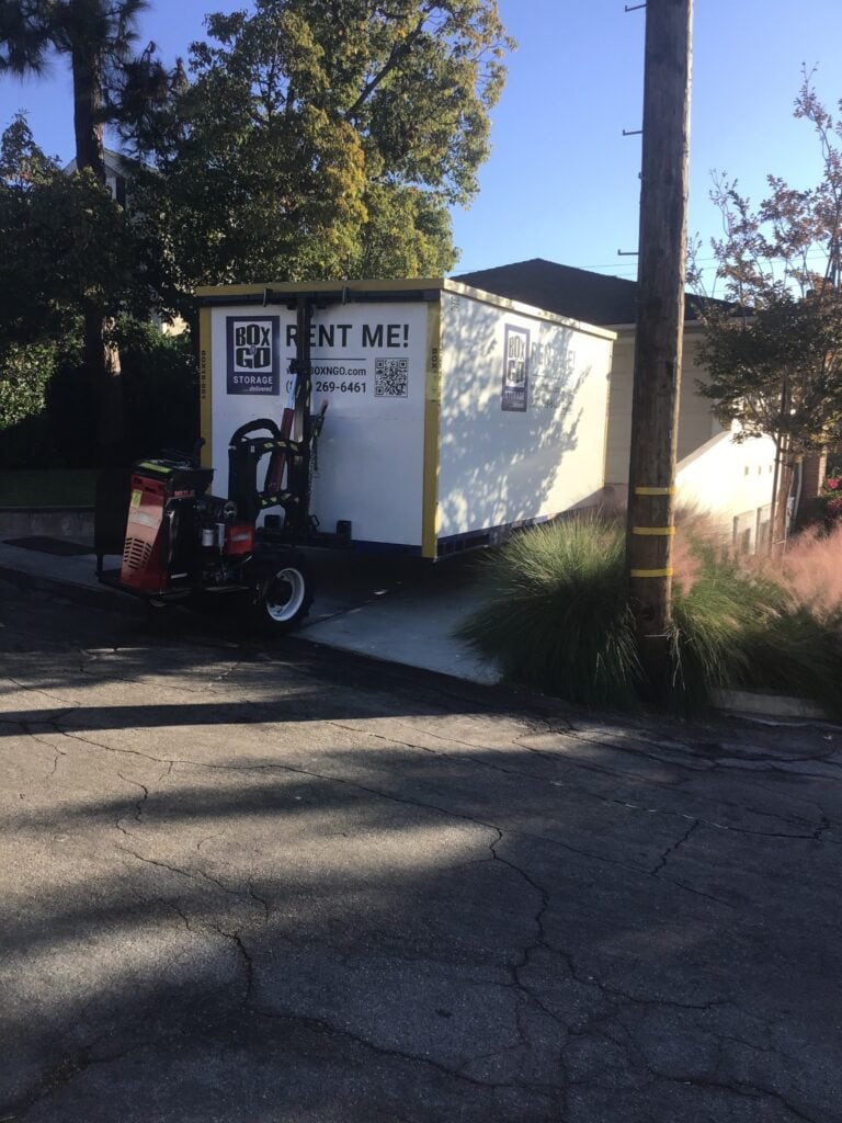 Storage Saugus Box-n-Go truck delivering containers