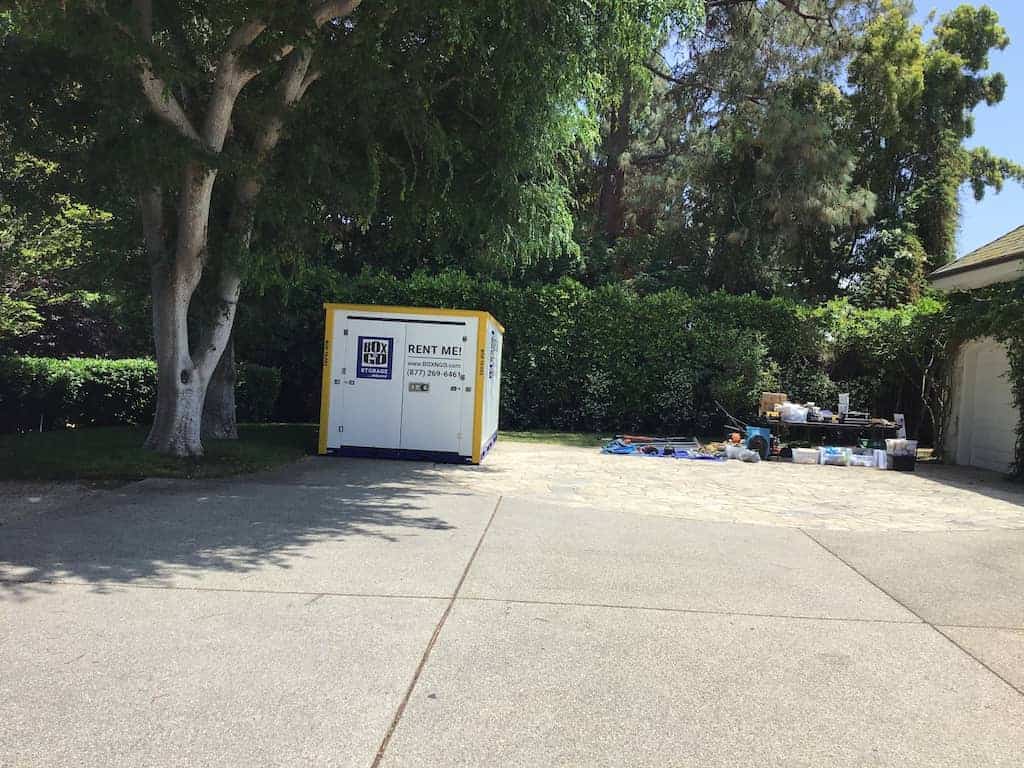 storage units in el segundo ca ground-level storage unit staged beside a home or apartment building
