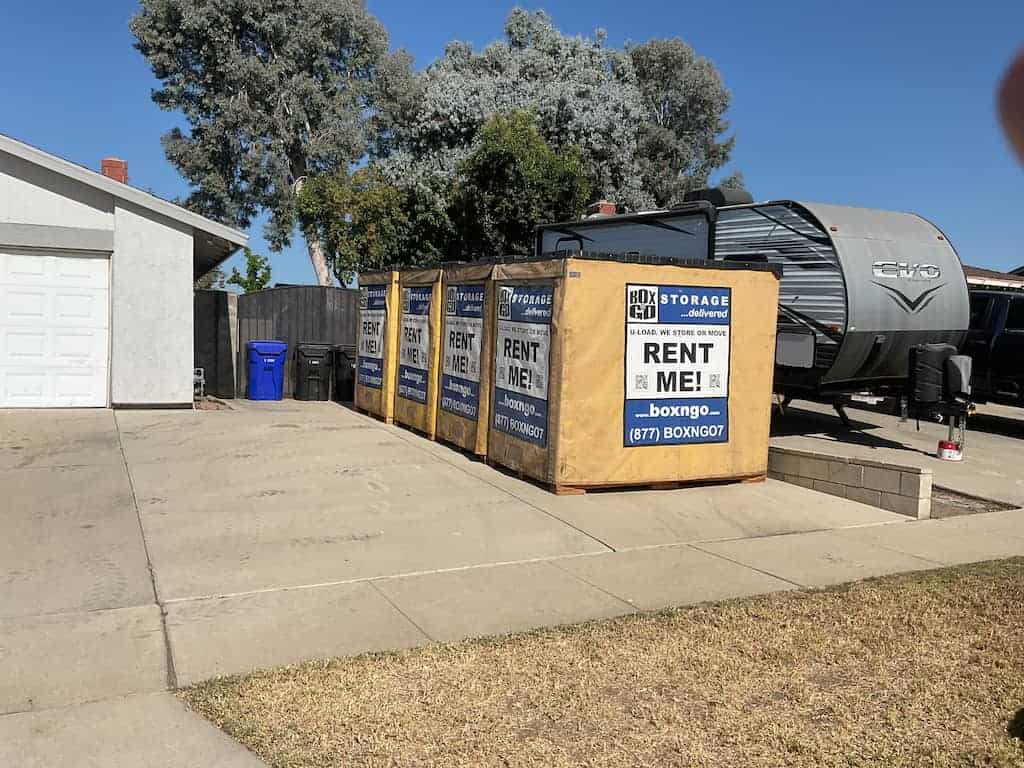 los angeles self storage units storage container placed at street level for straightforward loading